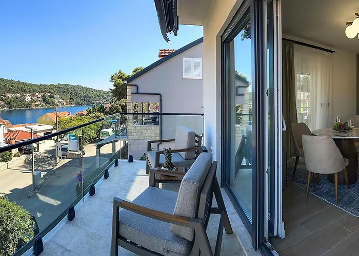 Lovely In Korcula With Sauna Brna