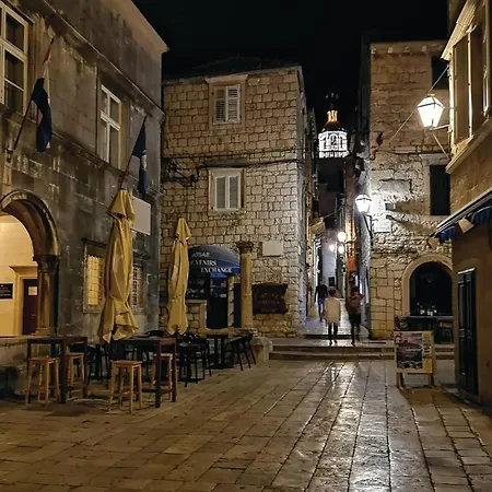 Beautiful In Korcula With Sauna Lägenhet